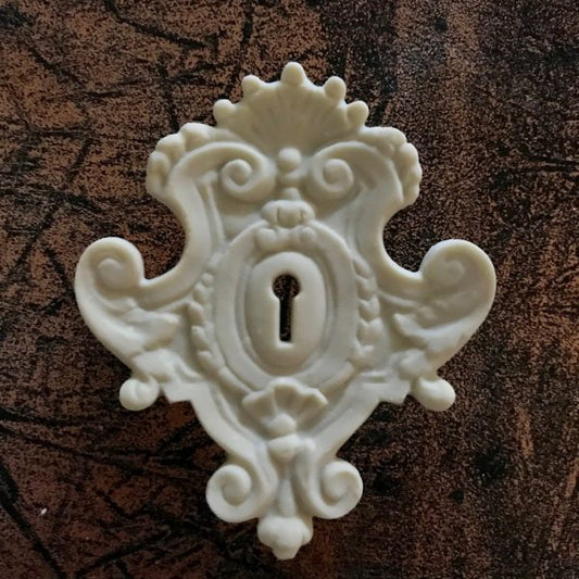 Escutcheon - E5 Neoclassical