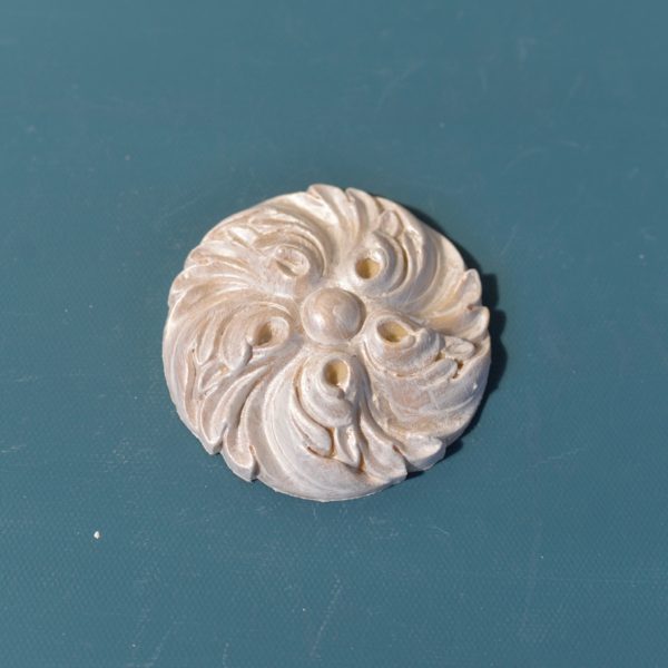 Rosette - R10 Neoclassical Rosette